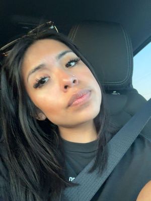 Maria, 22