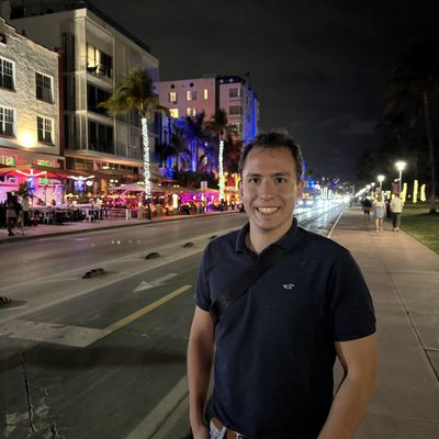 Joao, 25