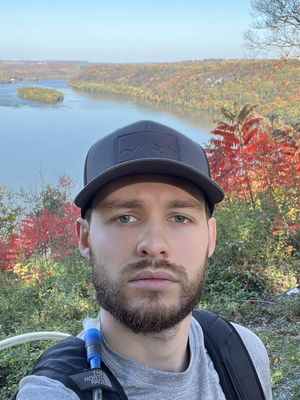 Zach, 30