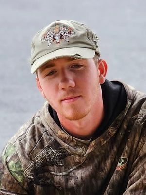 Hunter, 20