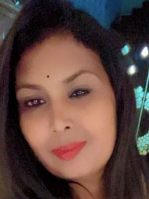 Priya, 33