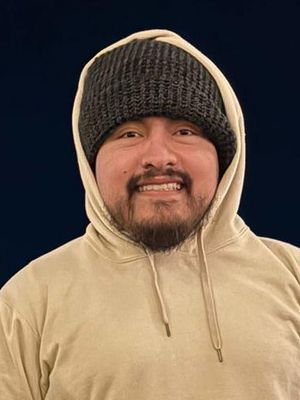 Juan, 32