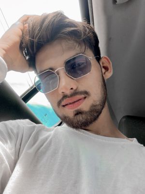 Luis, 20