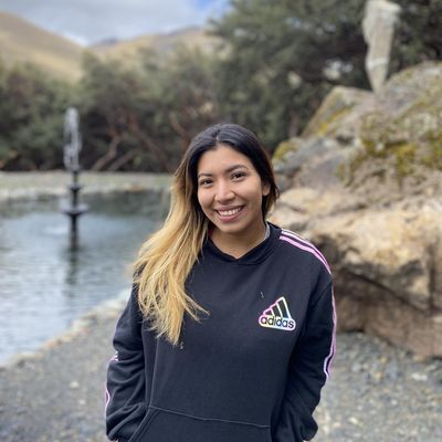 Alanis, 30