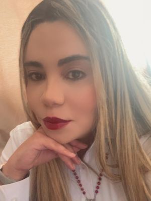 Monica, 37