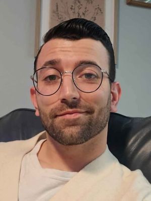 Michael, 31