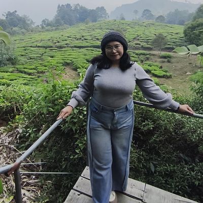 Carolina, 28