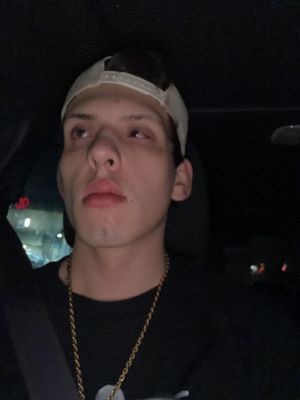 Thomas, 25