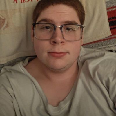 Mark, 25