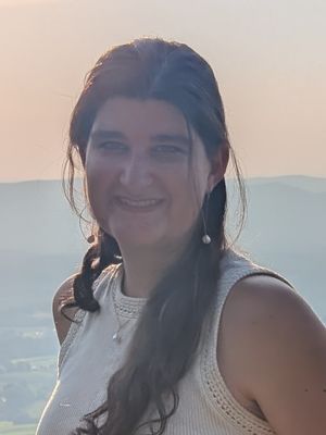 Clare, 28