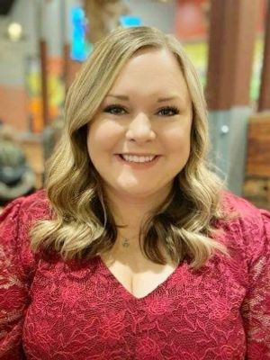 Amanda, 32