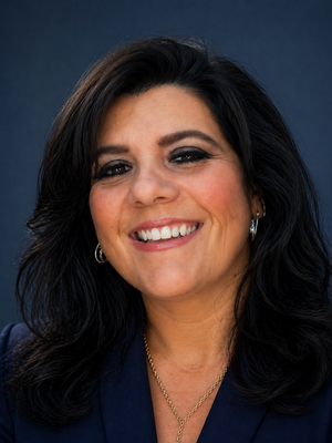 Michelle, 52