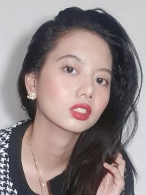 Dana Coleen, 28