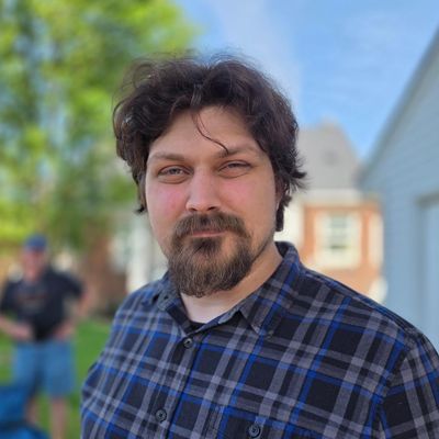 Robert, 27