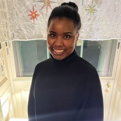 Rae, 29