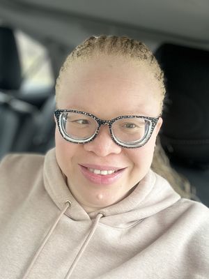Chiamaka, 34
