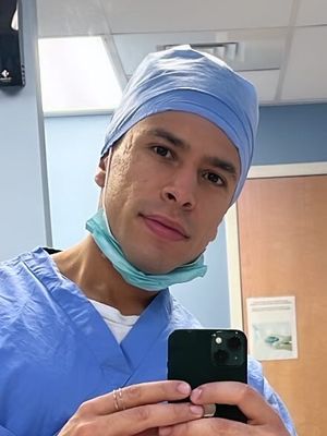 Santiago, 29