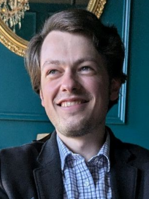 Daniel, 27