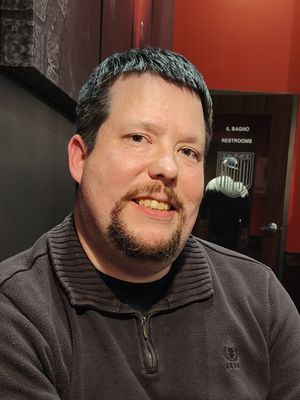 Robert, 43