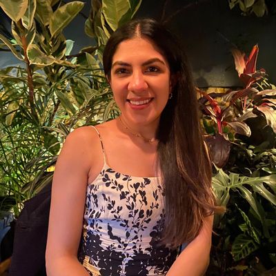Liz, 34