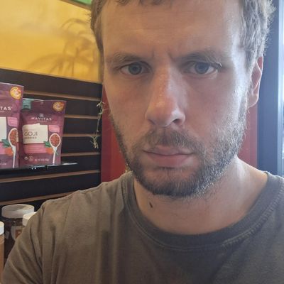 Andrew, 35
