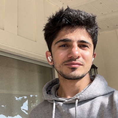 Sedat, 28