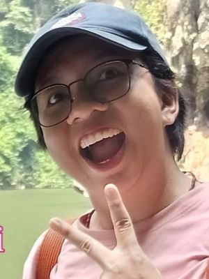 Veronika, 36