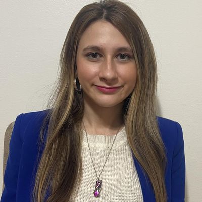Valerie, 25