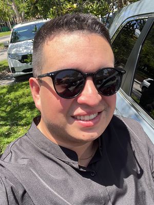 Alberto, 32