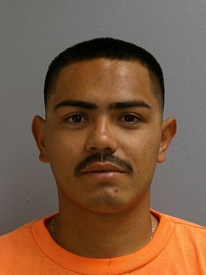 Eduardo, 25