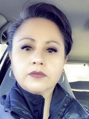 Iveth, 52