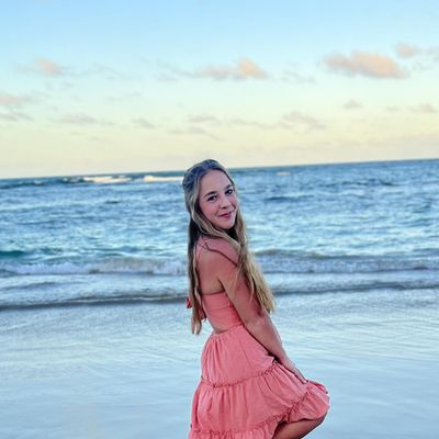 Marissa, 21