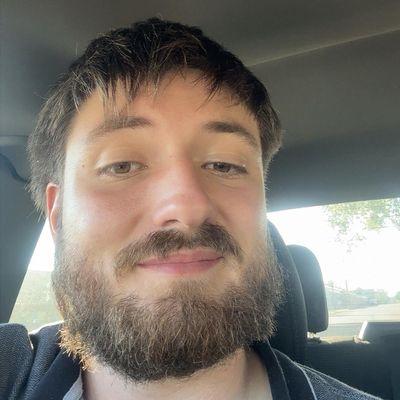 Tyler, 28