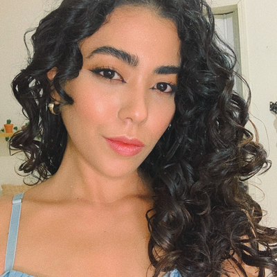 Sabrina, 25