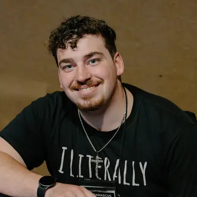 Dan, 23