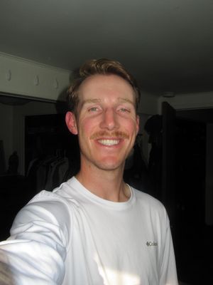 Alex, 28