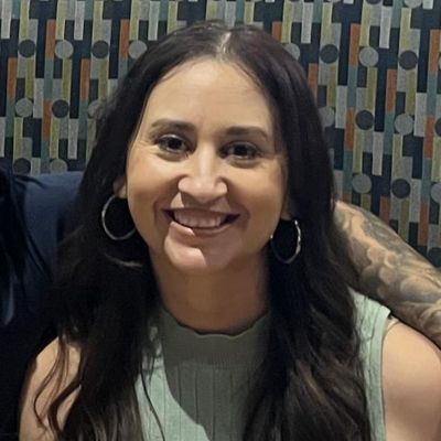 Monica, 43