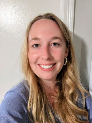 Isabella, 25