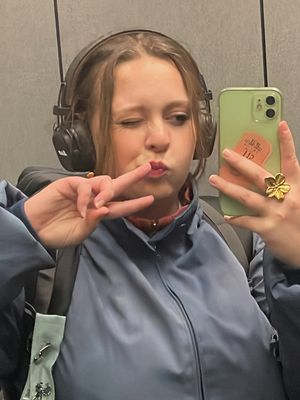 Madeleine, 19