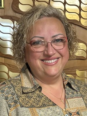 Natalia, 56