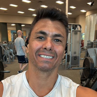 Luis Daniel, 44