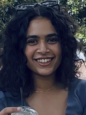 Tessa, 26