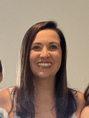 Nikki, 44
