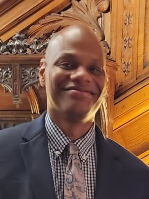 Andre, 43