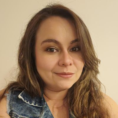 Vivian, 37