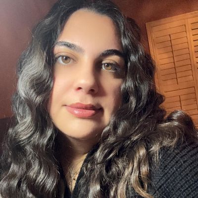 Alaina, 22