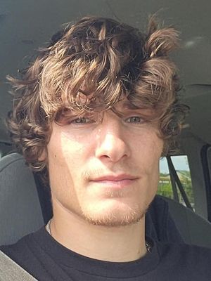 Levi, 19