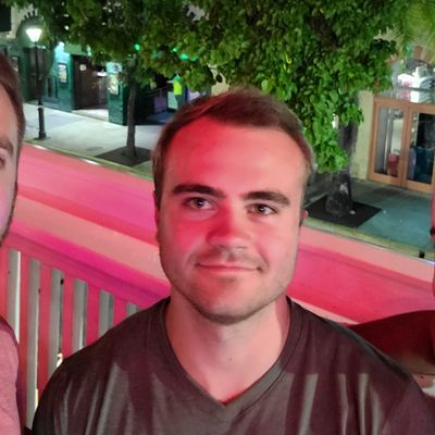 Sam, 25