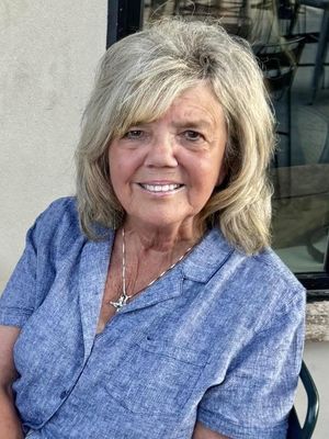 Judi, 80