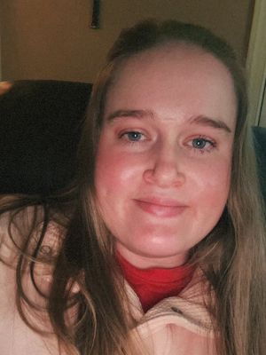 Molly, 22